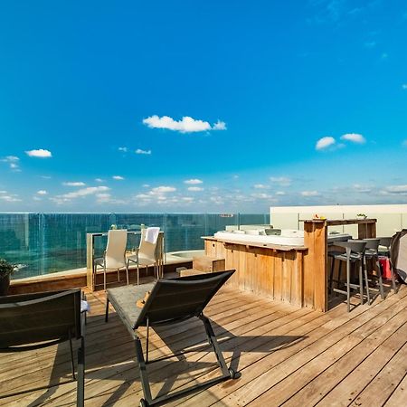 Penthouse 3Br + Roof Top + Parking - On The Beach Hajfa Zewnętrze zdjęcie