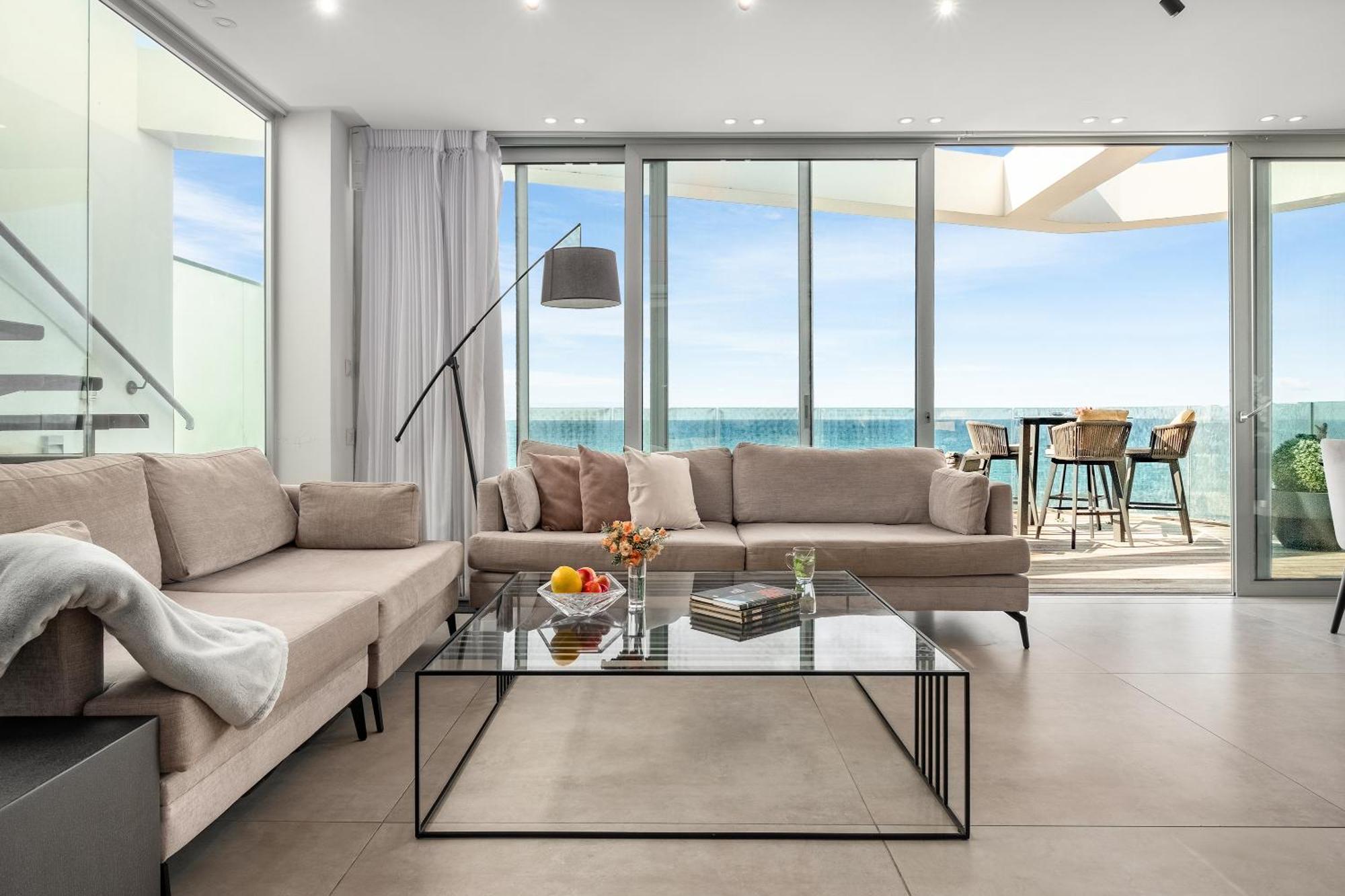 Penthouse 3Br + Roof Top + Parking - On The Beach Hajfa Zewnętrze zdjęcie