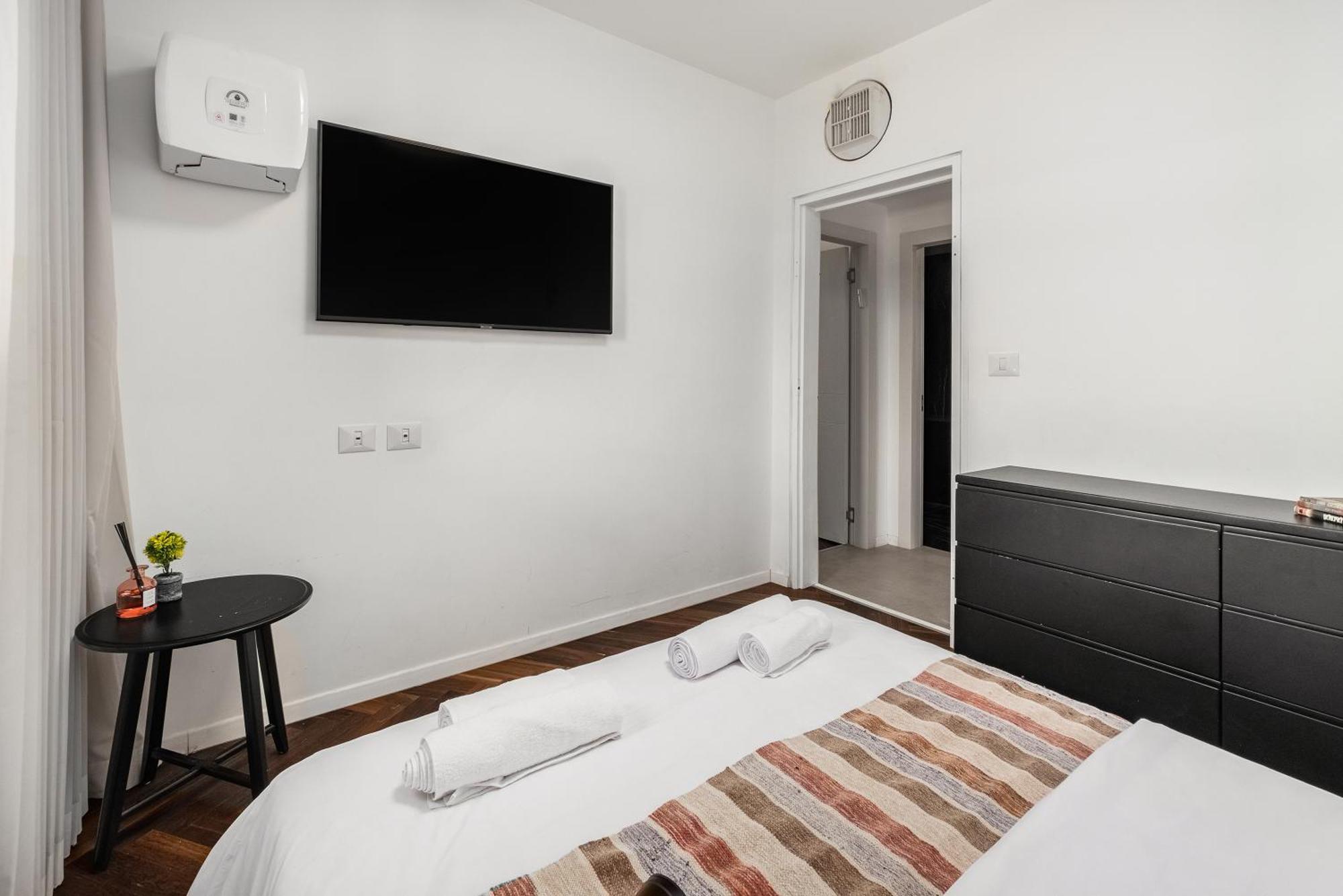 Penthouse 3Br + Roof Top + Parking - On The Beach Hajfa Zewnętrze zdjęcie
